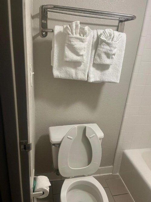 Days Inn & Suites Mobile - image 37
