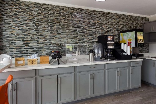 Americas Best Value Inn & Suites Mobile - image 25