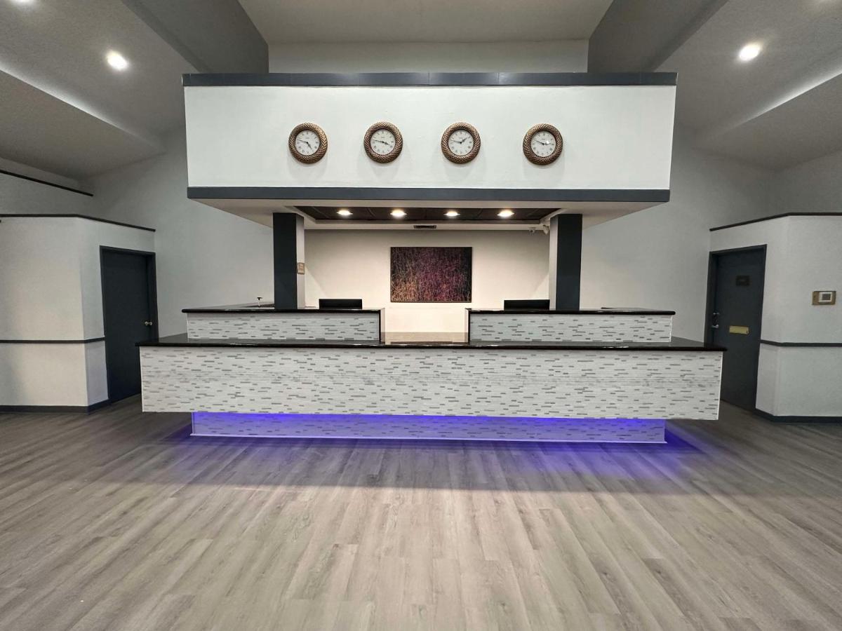 Comfort Inn Mobile - image 2