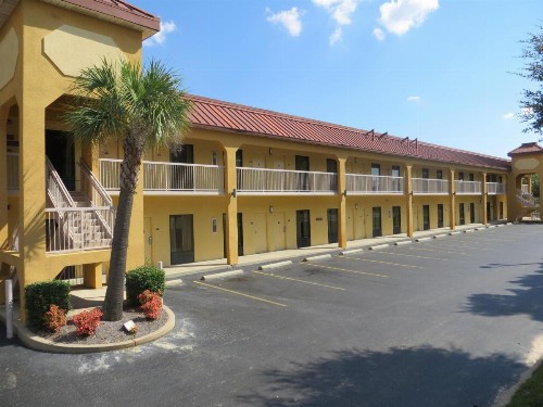 Fairview Inn & Suites Mobile - image 2