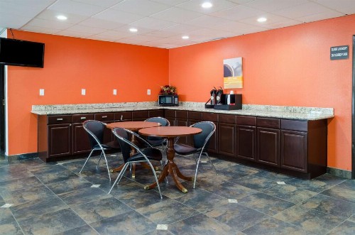 Motel 6-Mobile AL - image 34