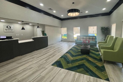 Quality Inn & Suites at Airport Blvd I-65 - image 6
