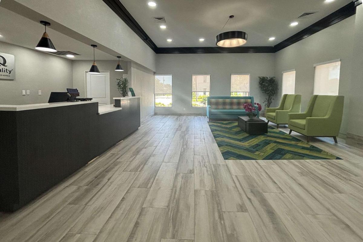 Quality Inn & Suites at Airport Blvd I-65 - image 7