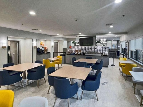 Holiday Inn Express Hotel & Suites Mobile West an IHG Hotel - image 11