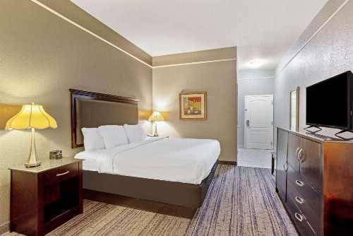La Quinta by Wyndham Mobile - Tillman's Corner - image 39