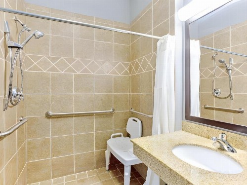 La Quinta by Wyndham Mobile - Tillman's Corner - image 43