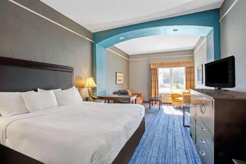 La Quinta by Wyndham Mobile - Tillman's Corner - image 50
