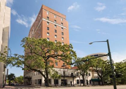 The Admiral a Wyndham Hotel