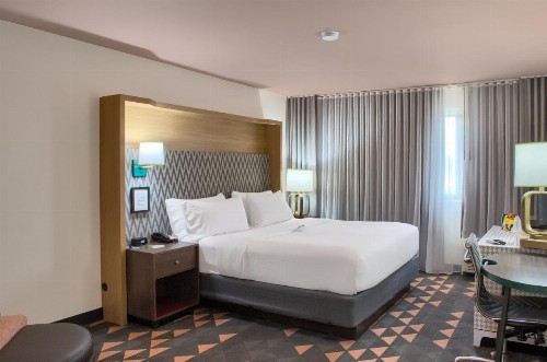 Holiday Inn Mobile West I-10 an IHG Hotel - image 38