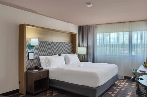 Holiday Inn Mobile West I-10 an IHG Hotel - image 39