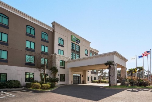 Holiday Inn Express & Suites Mobile West I-10 an IHG Hotel