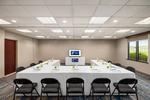 Holiday Inn Express & Suites Mobile West I-10 an IHG Hotel - image 32