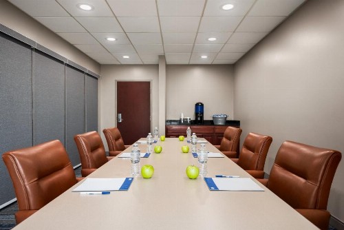 Holiday Inn Express & Suites Mobile West I-10 an IHG Hotel - image 37