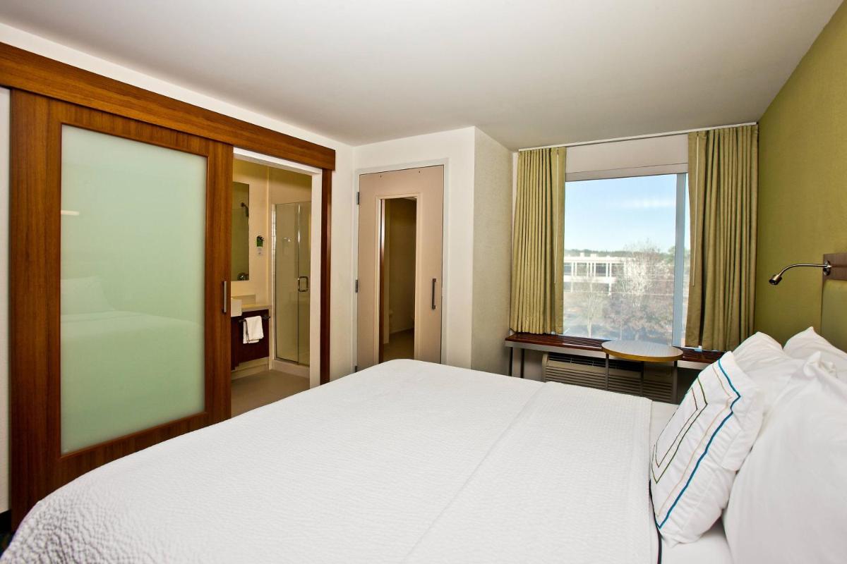 SpringHill Suites by Marriott Mobile West - image 7