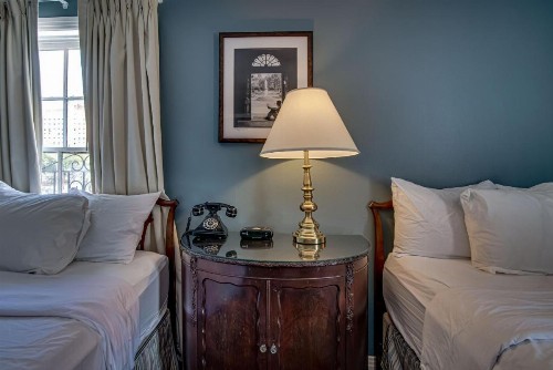 Malaga Inn - image 40