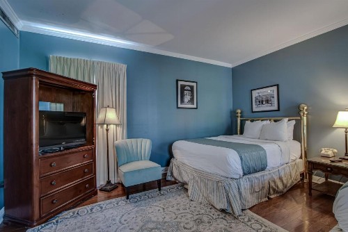 Malaga Inn - image 44