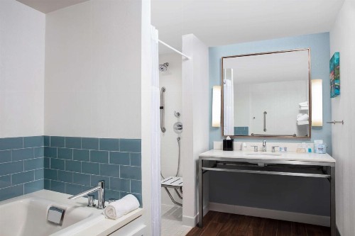 Hilton Garden Inn Mobile Downtown - image 14