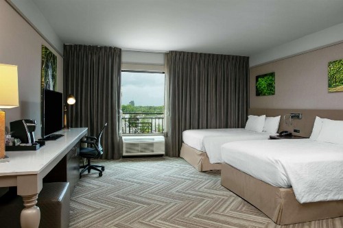 Hilton Garden Inn Mobile Downtown - image 22