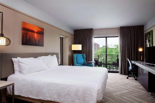 Hilton Garden Inn Mobile Downtown - image 24