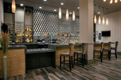 Hilton Garden Inn Mobile Downtown - image 36
