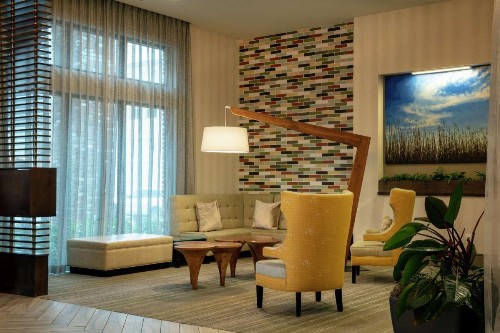 Hilton Garden Inn Mobile Downtown - image 8