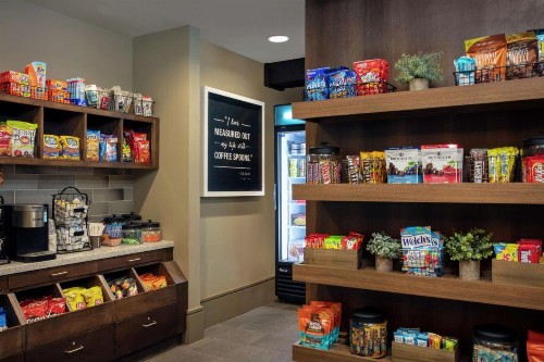 Hilton Garden Inn Mobile Downtown - image 9