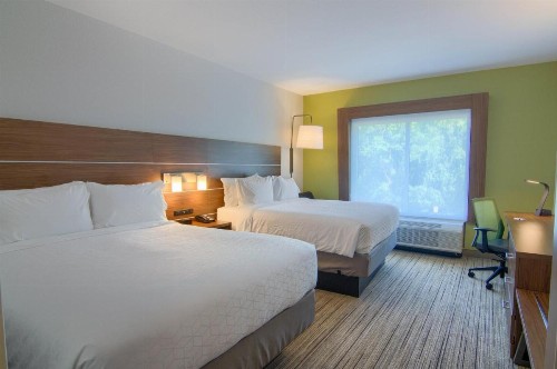 Holiday Inn Express & Suites Mobile - University Area an IHG Hotel - image 21