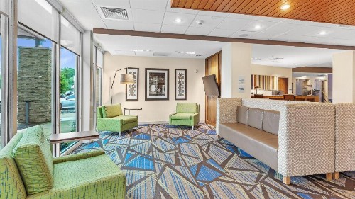 Holiday Inn Express & Suites Mobile - University Area an IHG Hotel - image 43