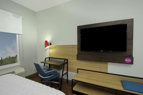 Tru By Hilton Mobile - image 30