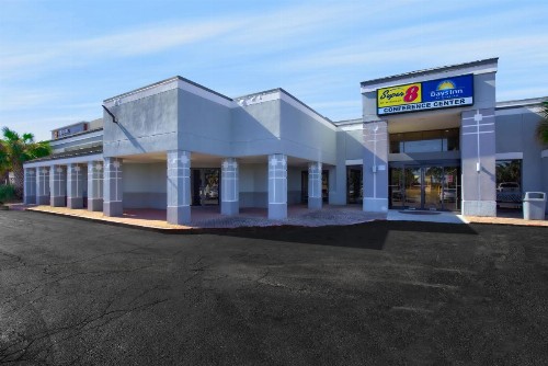 Days Inn by Wyndham Mobile I-65 - image 38