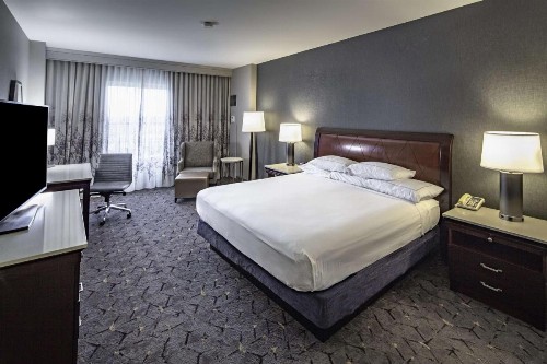 DoubleTree by Hilton Modesto - image 18