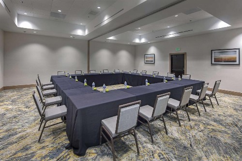 DoubleTree by Hilton Modesto - image 33