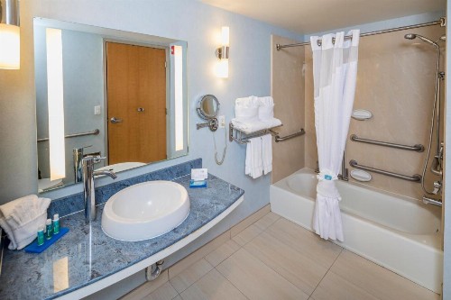 Holiday Inn Express Hotel & Suites Modesto-Salida an IHG Hotel - image 24