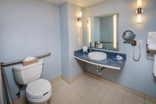 Holiday Inn Express Hotel & Suites Modesto-Salida an IHG Hotel - image 25