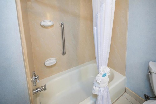 Holiday Inn Express Hotel & Suites Modesto-Salida an IHG Hotel - image 26
