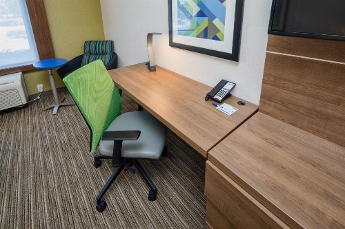 Holiday Inn Express Hotel & Suites Modesto-Salida an IHG Hotel - image 39