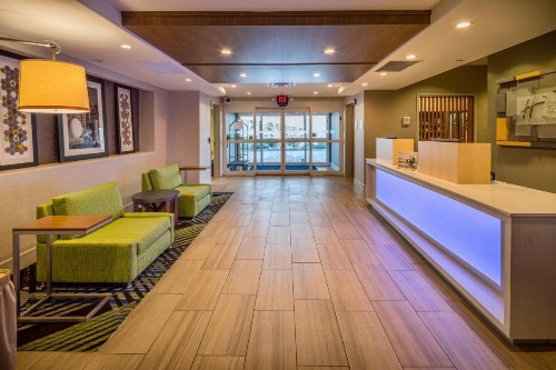 Holiday Inn Express Hotel & Suites Modesto-Salida an IHG Hotel - image 4