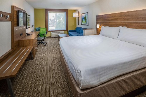 Holiday Inn Express Hotel & Suites Modesto-Salida an IHG Hotel - image 40