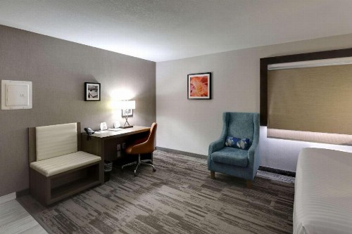 Modesto Hotel - image 19