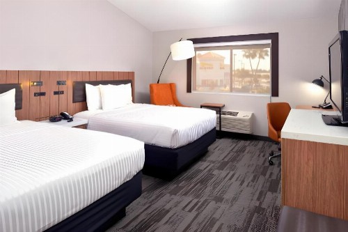 Modesto Hotel - image 33