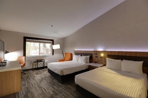 Modesto Hotel - image 35