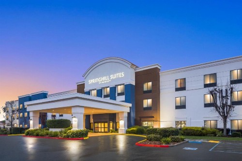 SpringHill Suites by Marriott Modesto - image 11