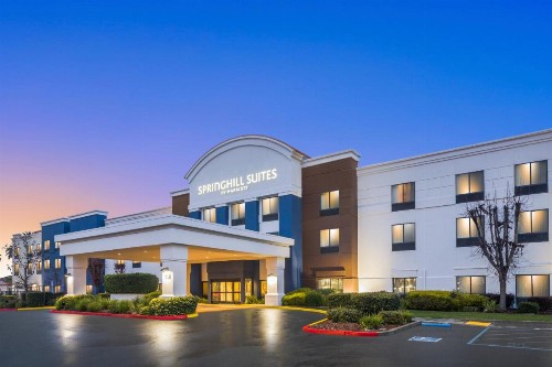 SpringHill Suites by Marriott Modesto - image 2