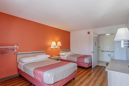 Motel 6-Modesto CA - image 17