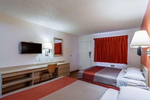 Motel 6-Modesto CA - image 29