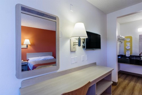 Motel 6-Modesto CA - image 39