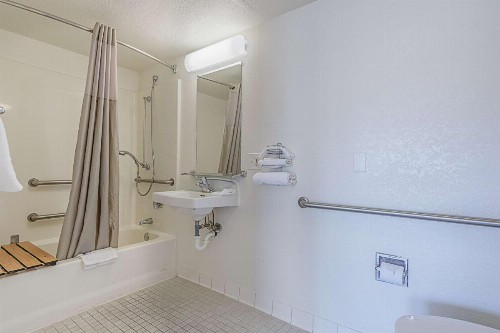 Motel 6-Modesto CA - image 49