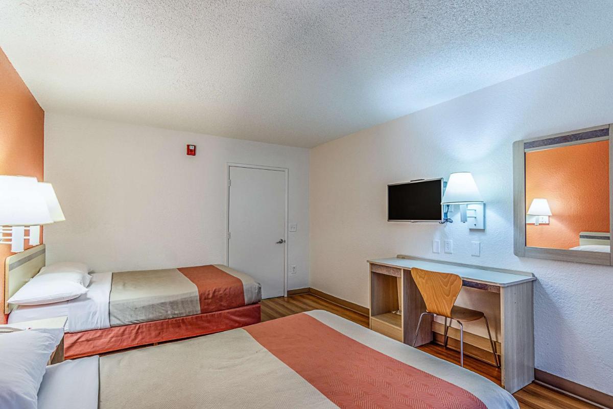 Motel 6-Modesto CA - image 7
