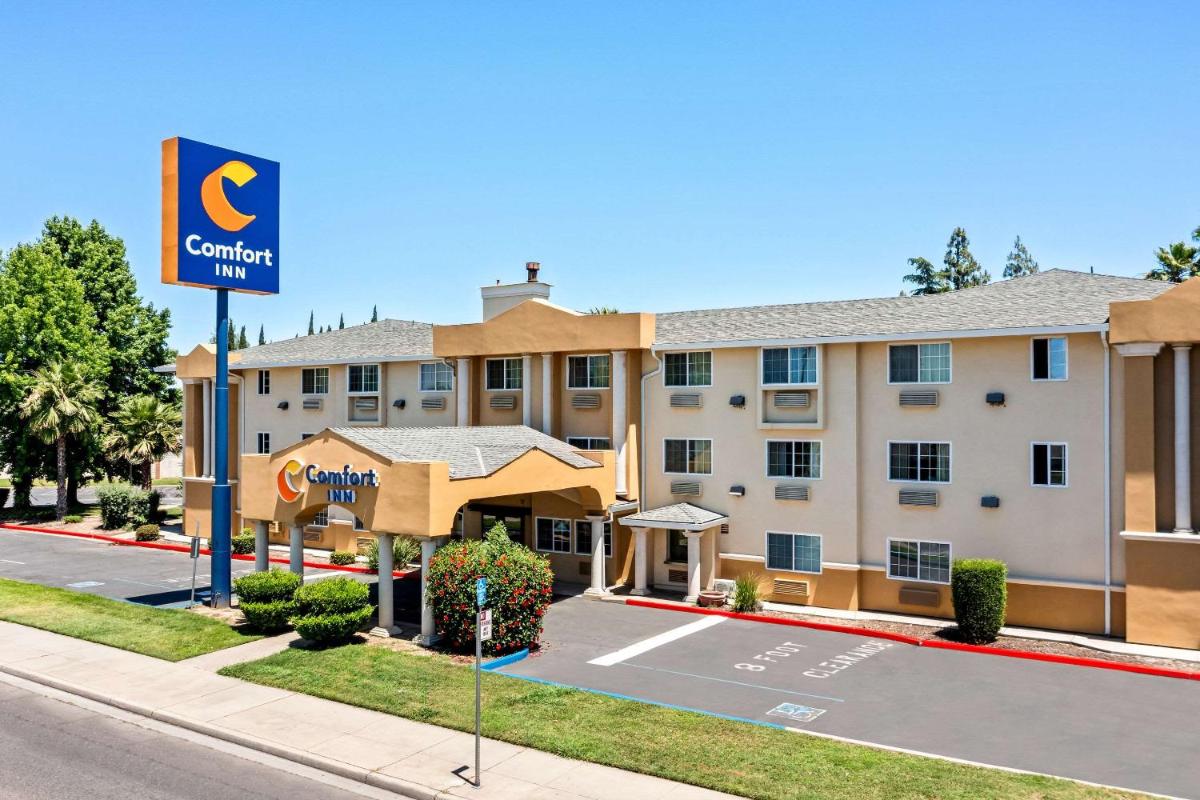 Comfort Inn Modesto - image 2
