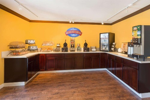 Baymont by Wyndham Modesto Salida - image 27